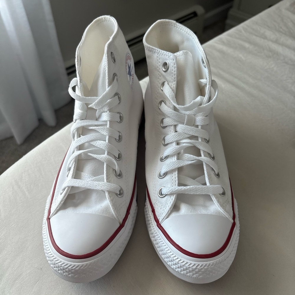 *BRAND NEW*Chuck Taylor All Star Canvas High top
